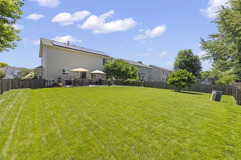2285 Stacy Circle Montgomery IL 60538