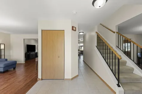 2285 Stacy Circle Montgomery IL 60538