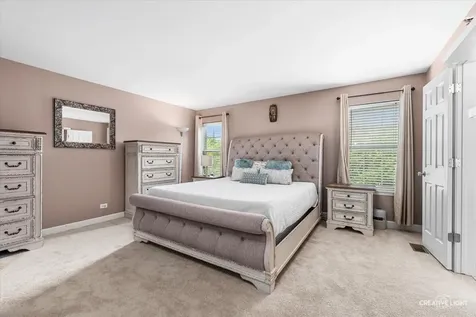 461 Mooresfield Street Elgin IL 60124