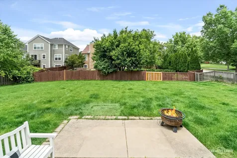 461 Mooresfield Street Elgin IL 60124