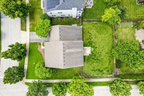 461 Mooresfield Street Elgin IL 60124