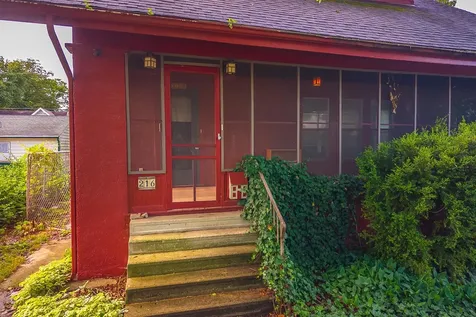 216 East Elmwood Street Pontiac IL 61764
