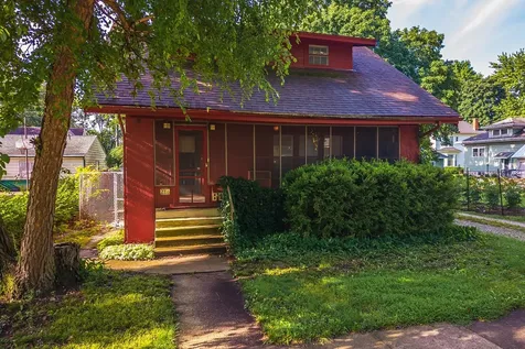 216 East Elmwood Street Pontiac IL 61764