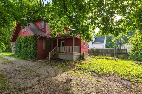 216 East Elmwood Street Pontiac IL 61764