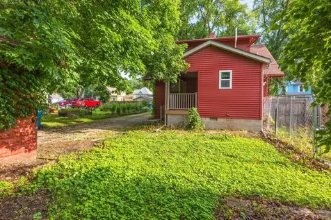 216 East Elmwood Street Pontiac IL 61764