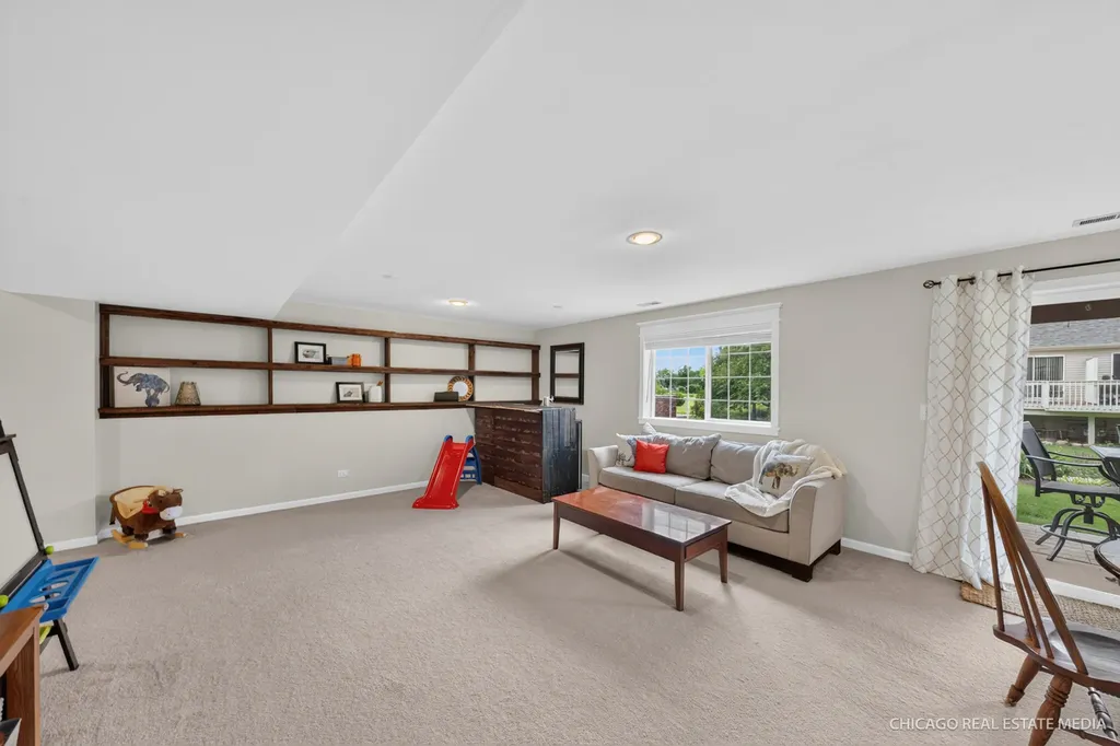 11149 Douglas Avenue Huntley IL 60142