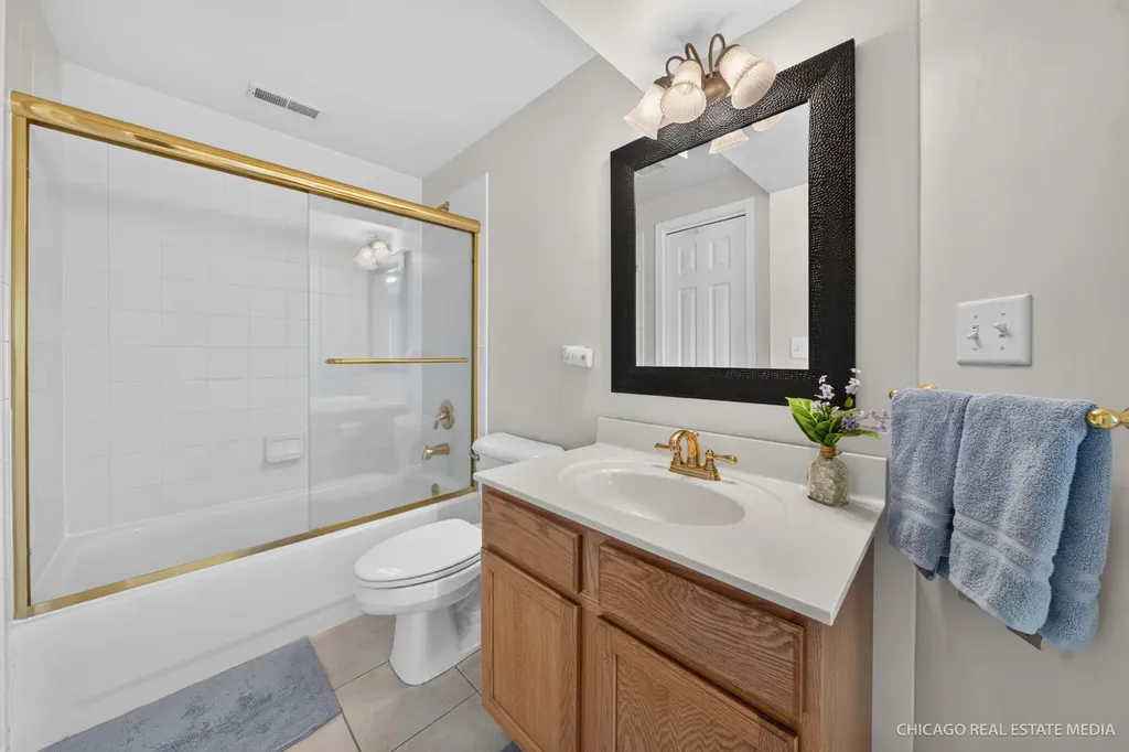 11149 Douglas Avenue Huntley IL 60142