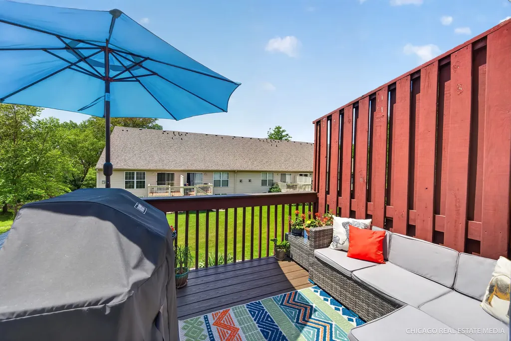 11149 Douglas Avenue Huntley IL 60142