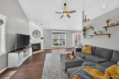 11149 Douglas Avenue Huntley IL 60142