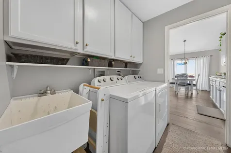 11149 Douglas Avenue Huntley IL 60142