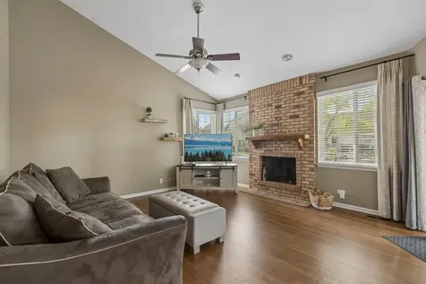 1108 Talbot Lane Grayslake IL 60030