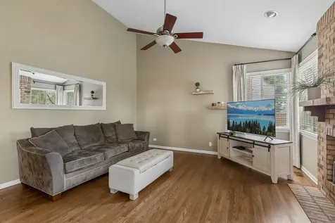 1108 Talbot Lane Grayslake IL 60030