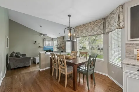 1108 Talbot Lane Grayslake IL 60030