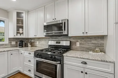1108 Talbot Lane Grayslake IL 60030
