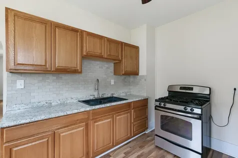 1827 13TH Street Rock Island IL 61201