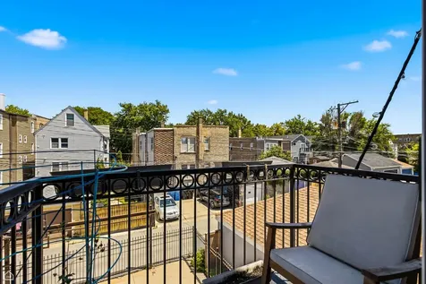 4231 North Kedzie Avenue Chicago IL 60618