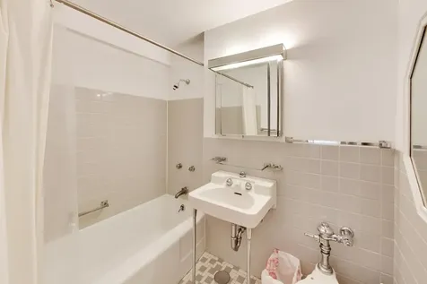 1508 Hinman Avenue Evanston IL 60201