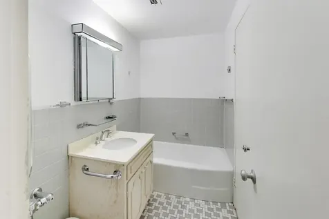 1508 Hinman Avenue Evanston IL 60201