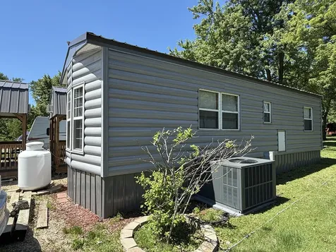29-103 Woodhaven Lakes Sublette IL 61367
