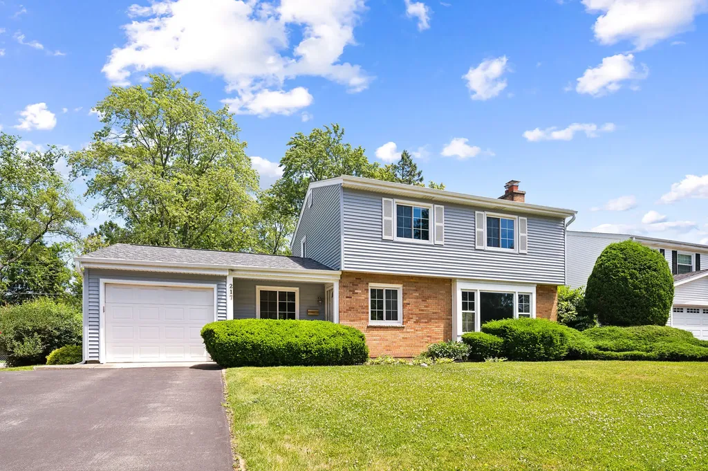 217 Willow Avenue Deerfield IL 60015