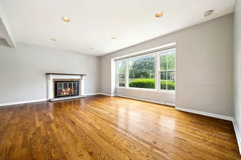 217 Willow Avenue Deerfield IL 60015