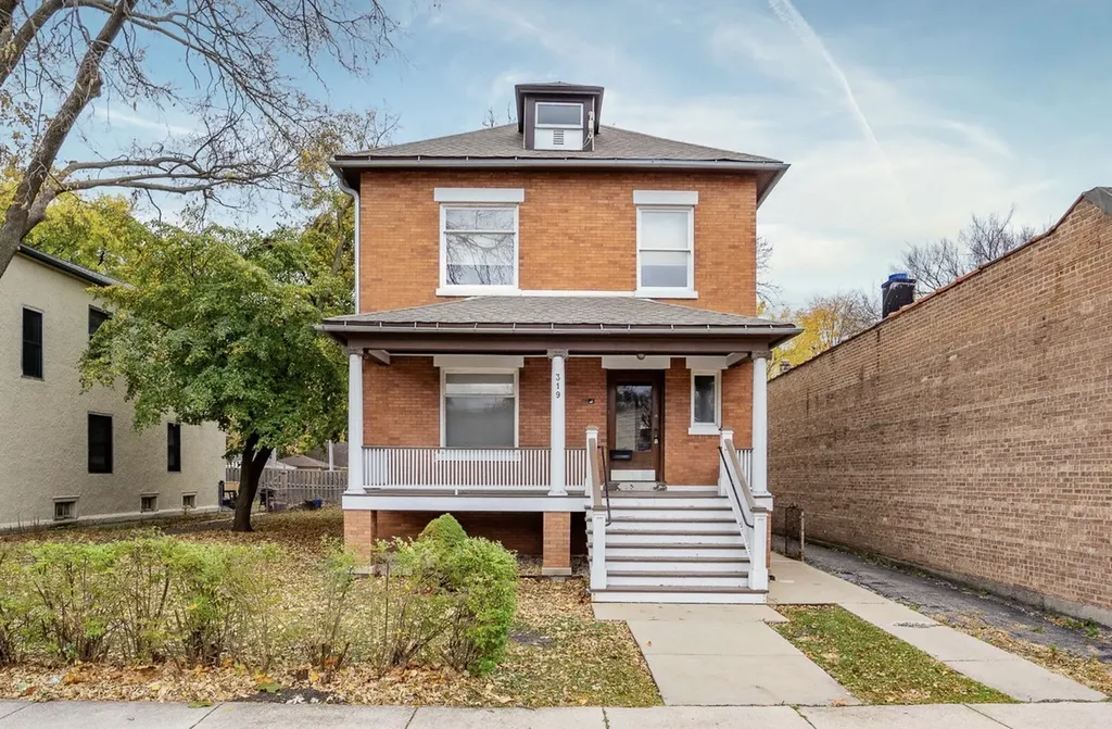 319 Chicago Avenue Oak Park IL 60302