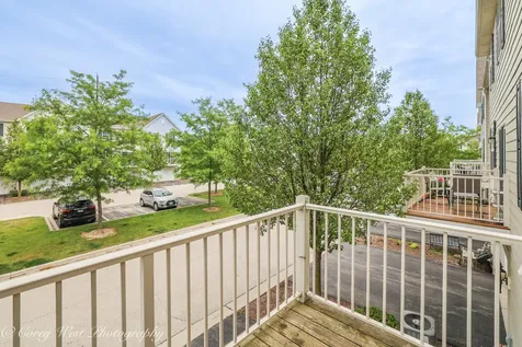 4062 Pompton Avenue Elgin IL 60124