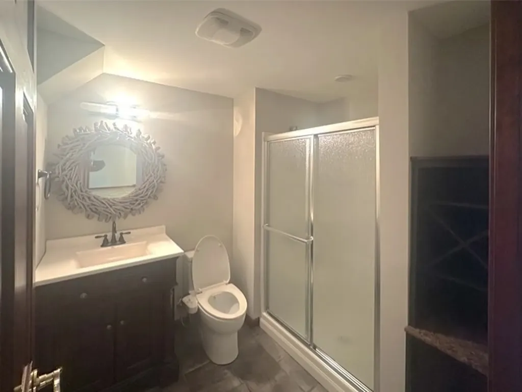 670 Leslie Court Carol Stream IL 60188