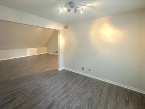 670 Leslie Court Carol Stream IL 60188