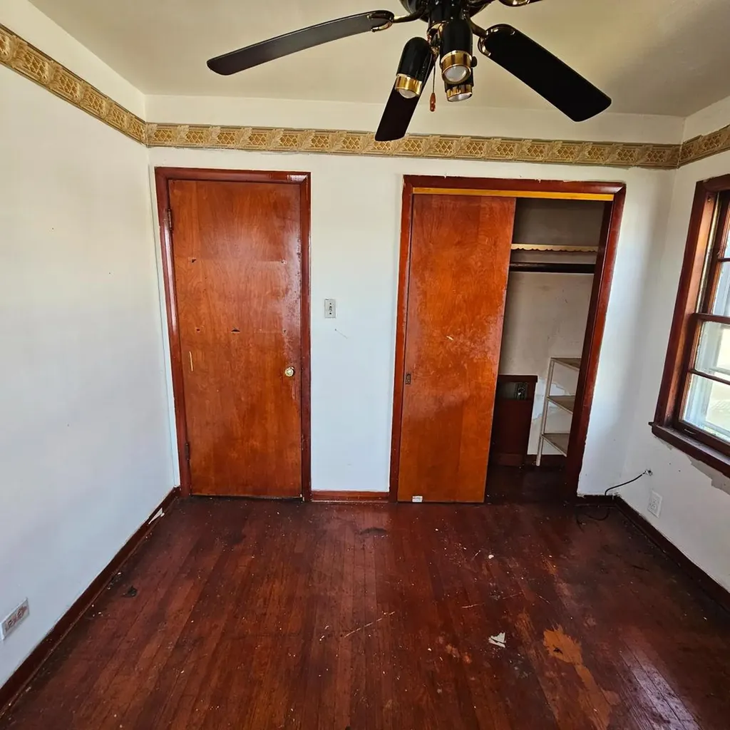8456 South Damen Avenue Chicago IL 60620