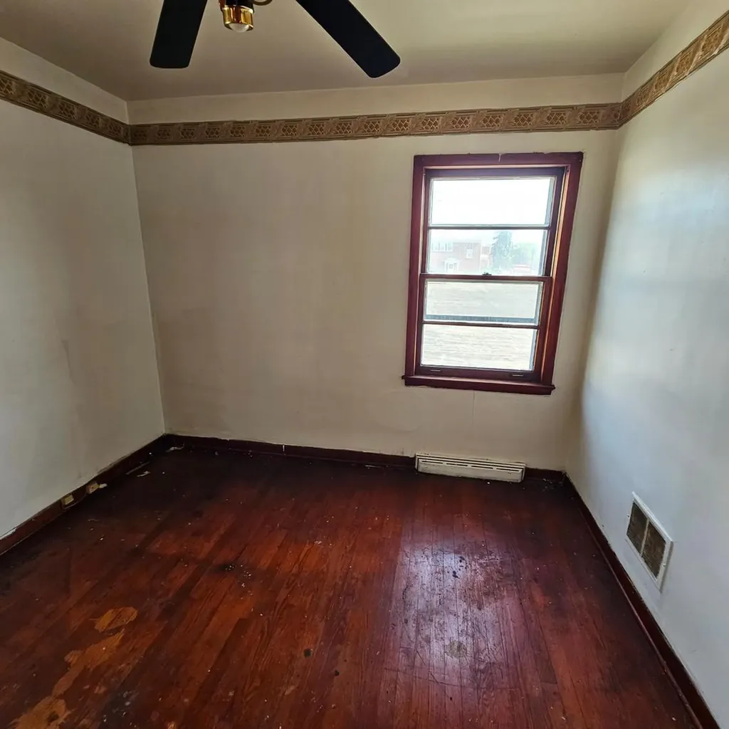8456 South Damen Avenue Chicago IL 60620