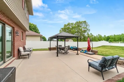 610 High Grove Drive Minooka IL 60447