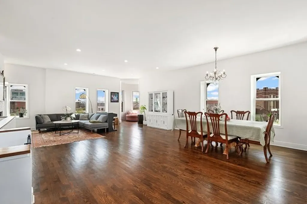 958 West Willow Street Chicago IL 60614