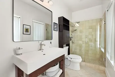 958 West Willow Street Chicago IL 60614