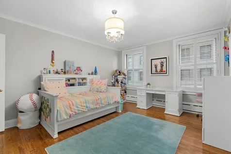 3740 North Lake Shore Drive Chicago IL 60613