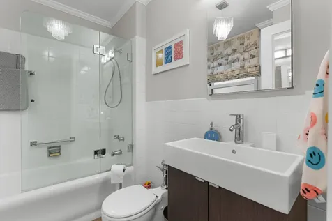 3740 North Lake Shore Drive Chicago IL 60613