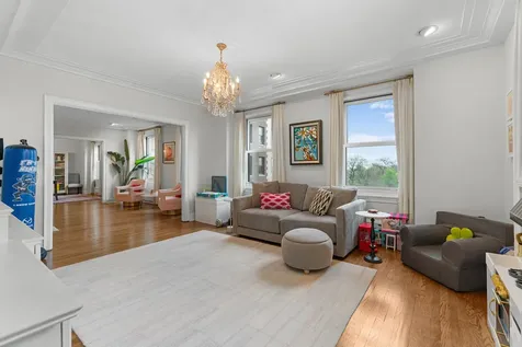 3740 North Lake Shore Drive Chicago IL 60613