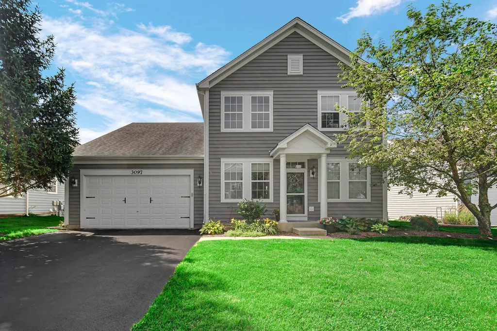 3097 Chalkstone Avenue Elgin IL 60124