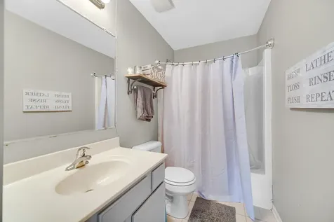 3097 Chalkstone Avenue Elgin IL 60124