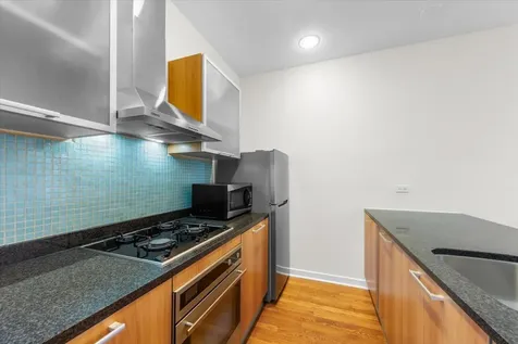 1655 North Fairfield Avenue Chicago IL 60647