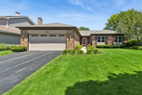 1108 East Oxford Lane Arlington Heights IL 60004