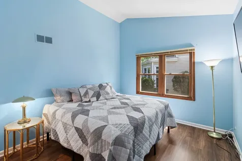 1108 East Oxford Lane Arlington Heights IL 60004
