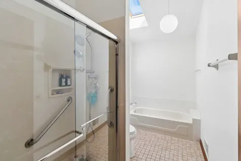 1108 East Oxford Lane Arlington Heights IL 60004