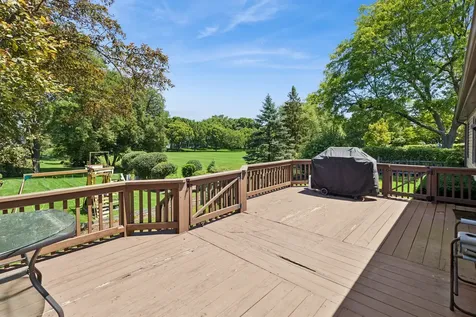 1108 East Oxford Lane Arlington Heights IL 60004