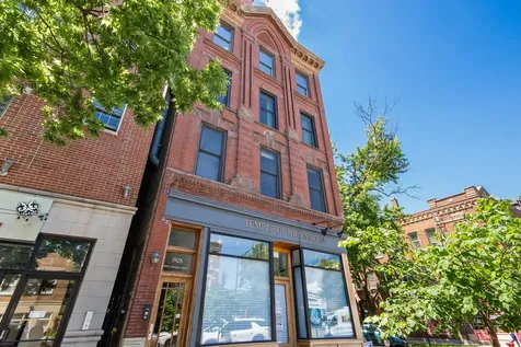 1925 West Division Street Chicago IL 60622