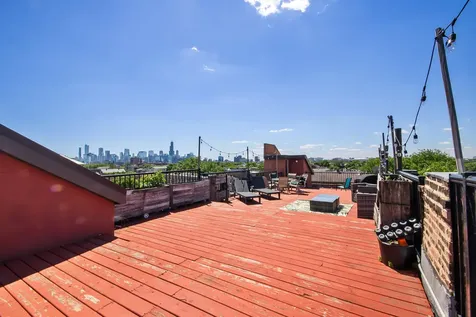 1925 West Division Street Chicago IL 60622