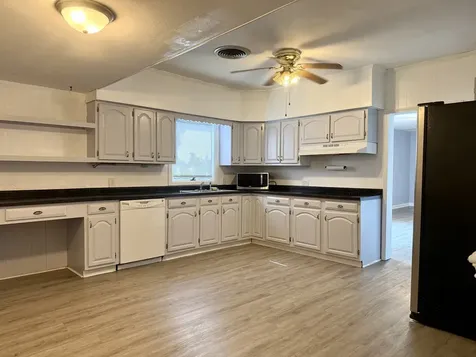 806 East Boulevard Street Marion IL 62959