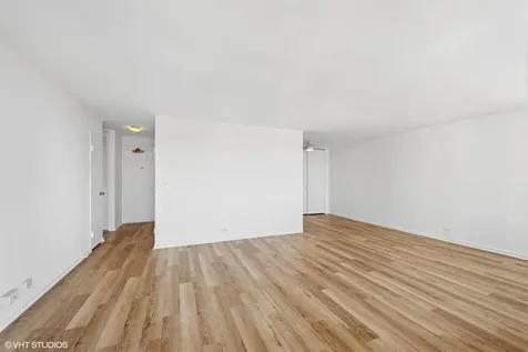 3430 North Lake Shore Drive Chicago IL 60657