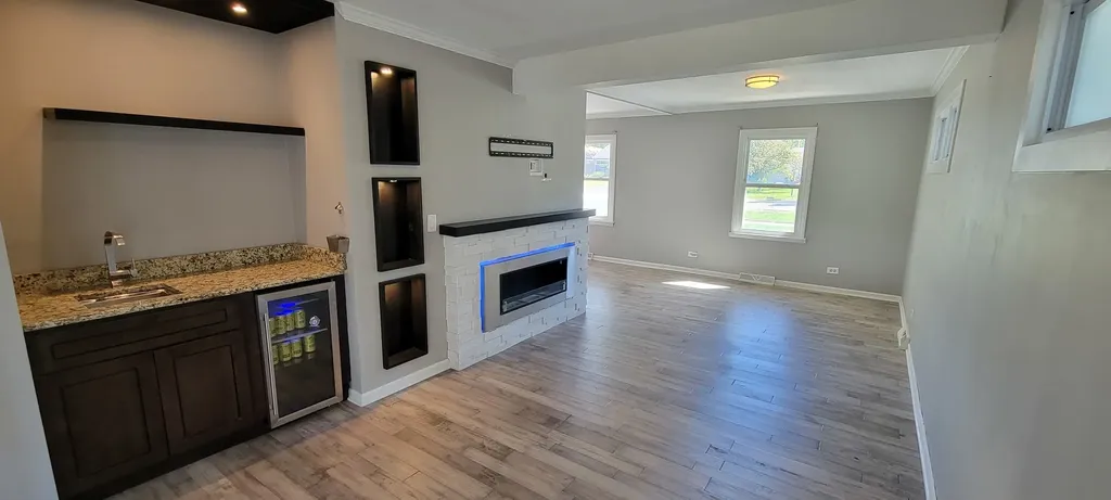 1110 South Chase Street Wheaton IL 60189
