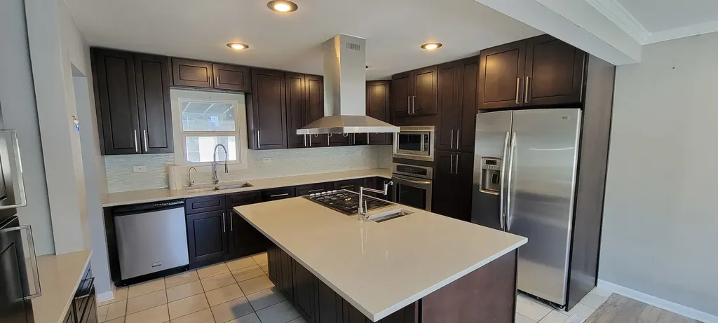 1110 South Chase Street Wheaton IL 60189